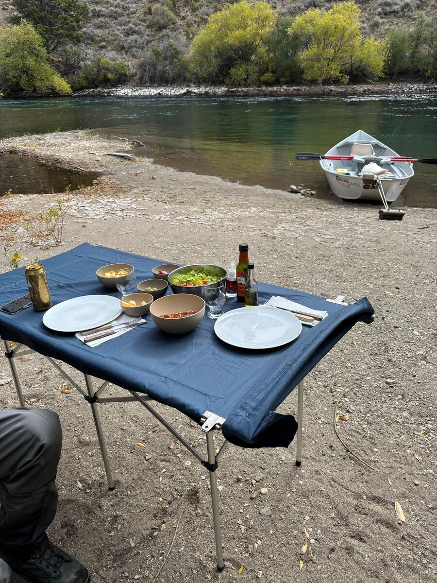 Riverside picnic on the Limay River